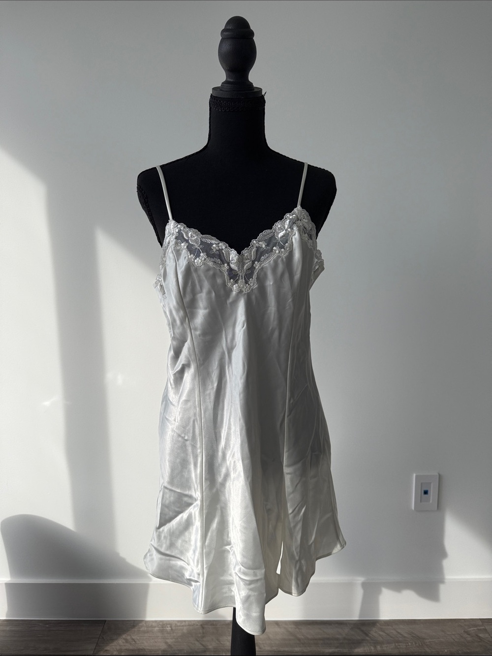 vtg Victoria’s Secret • Slip